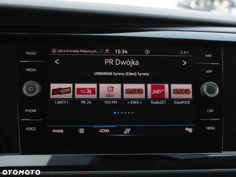 Volkswagen Caravelle 2.0 TDI L2 Comfortline DSG - 21