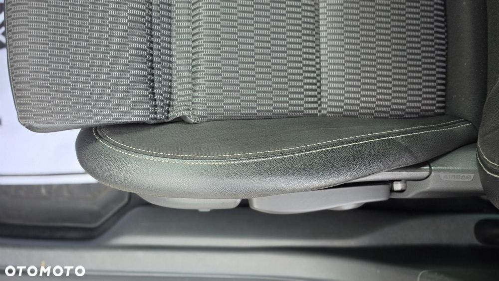 Opel Insignia - 20