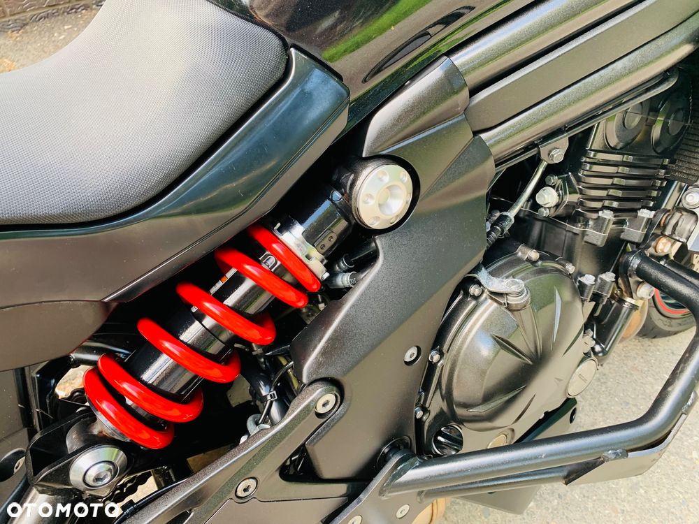 Kawasaki ER - 9