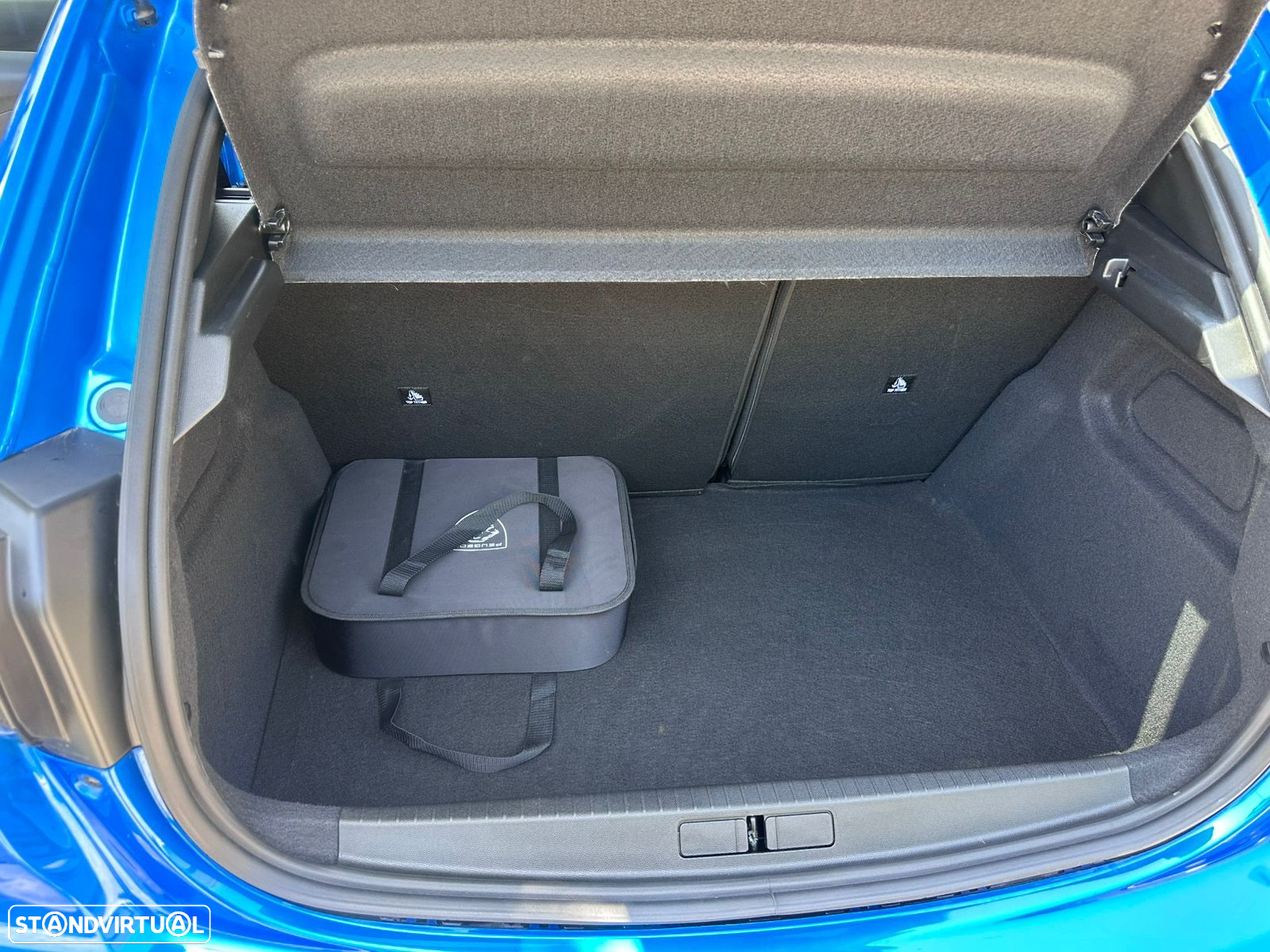 Peugeot e-208 50 kWh Allure - 20