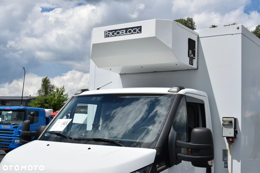 Iveco DAILY 70C18 / 3.0 - 180 KM / AUTOMAT HI-MATIC / 3 OSOBY / CHŁODNIA - MROŹNIA 4,55 M / FRIGOBLOCK / WINDA SORENSEN / KLIMA / TEMPOMAT / KAMERA COFANIA / REGULOWANE ZAWIESZENIE / SERWISOWANY / SPROWADZONY Z NIEMIEC - 10