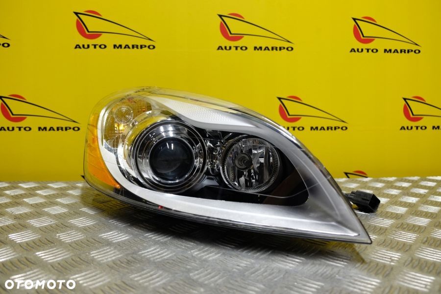 VOLVO XC60 2008-2013 REFLEKTOR LAMPA XENON SKRĘTNA R USA - 5