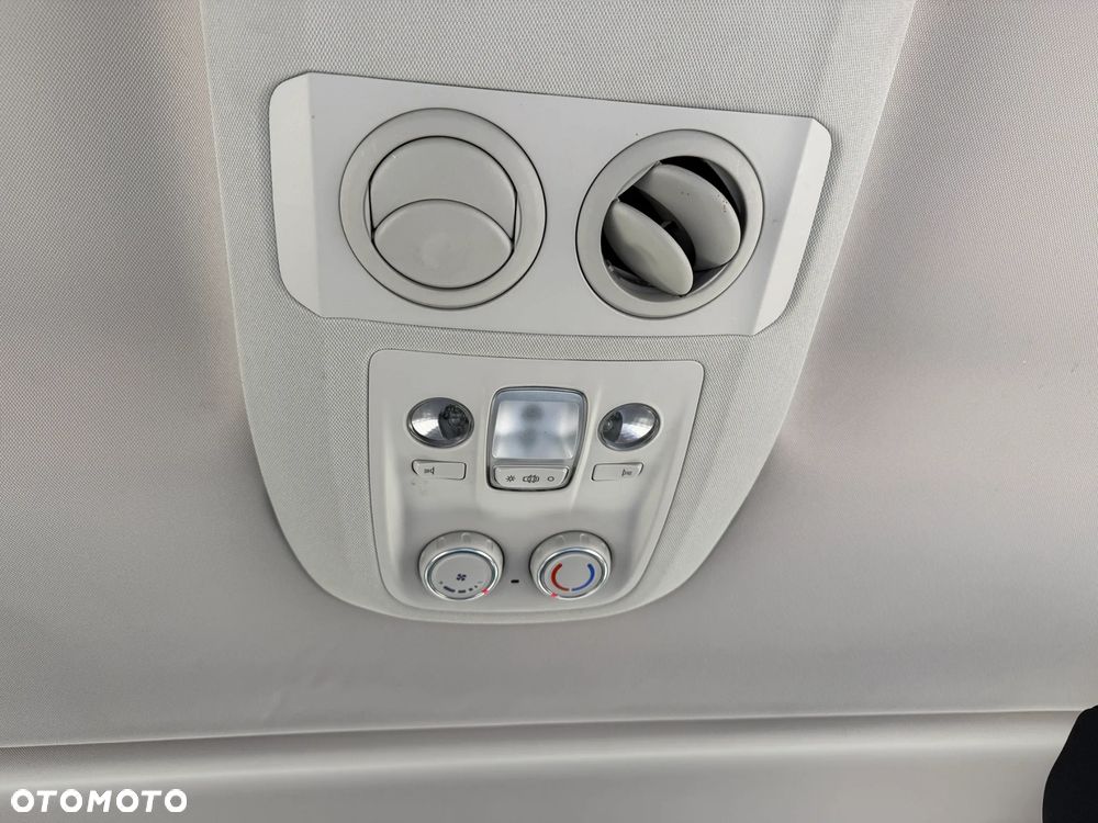 Peugeot Expert L2H1 EAT8 TwinCab Premium - 13