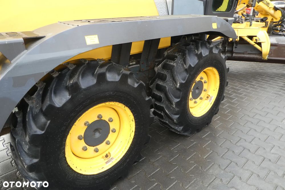 New Holland 106,6/A NAPĘD 6X6 Z SYSTEM NIWELACJI - 13