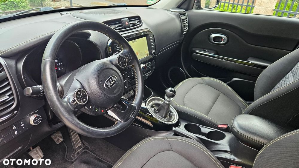 Kia Soul 1.6 GDI Dream Team Edition - 16