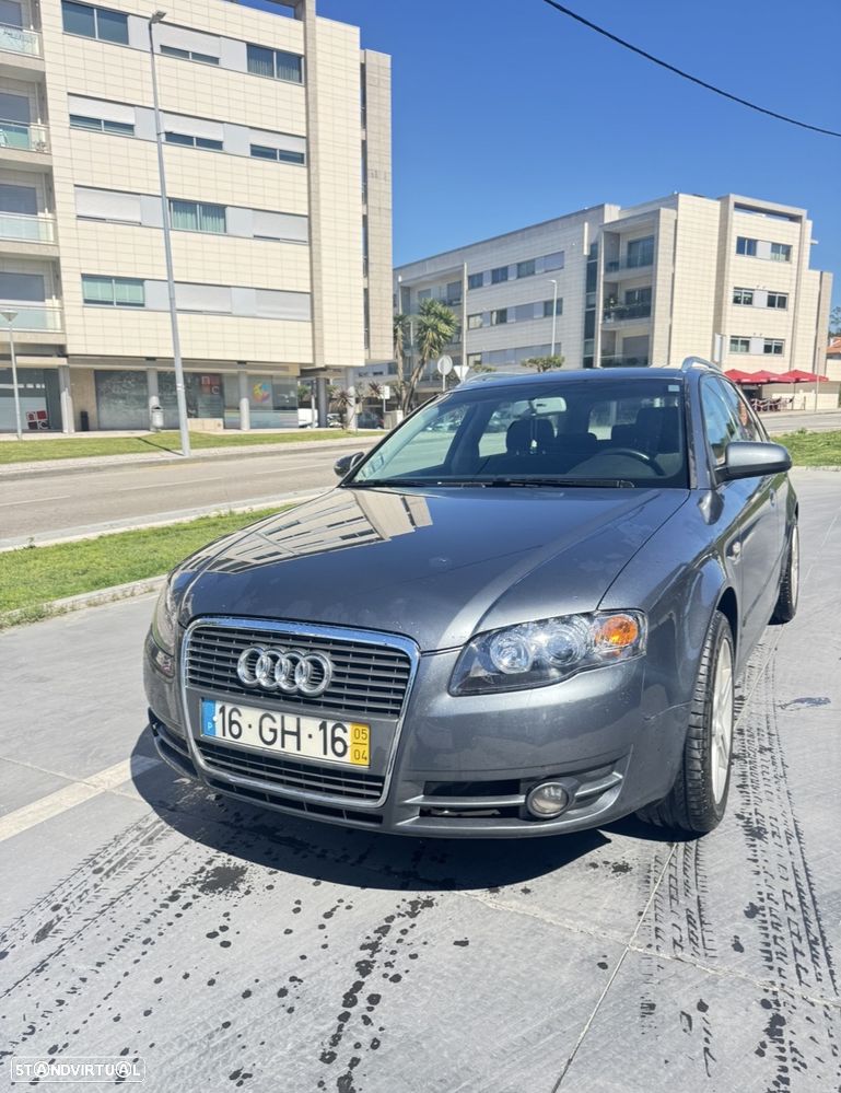 Audi A4 Avant 2.0 TDI DPF - 2