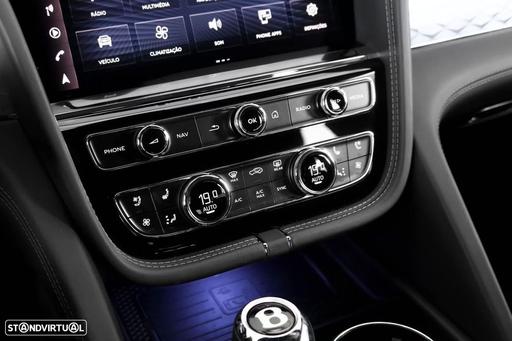 Bentley Bentayga Hybrid - 12