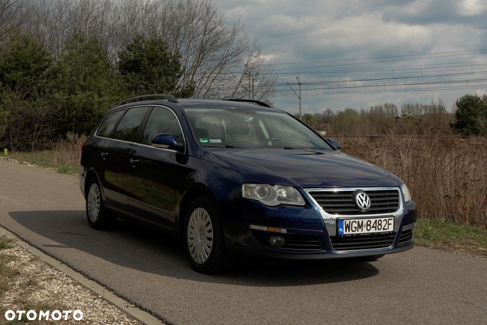 Volkswagen Passat 2.0 TDI DPF Comfortline - 2