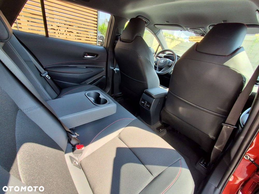 Toyota Corolla - 5