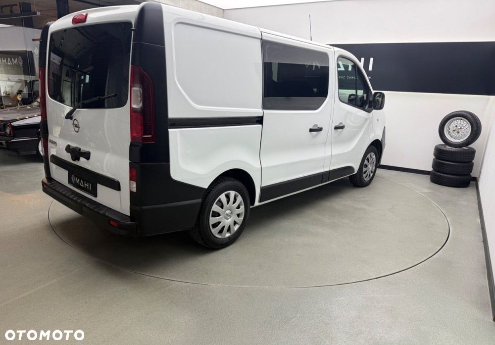 Opel Vivaro - 12