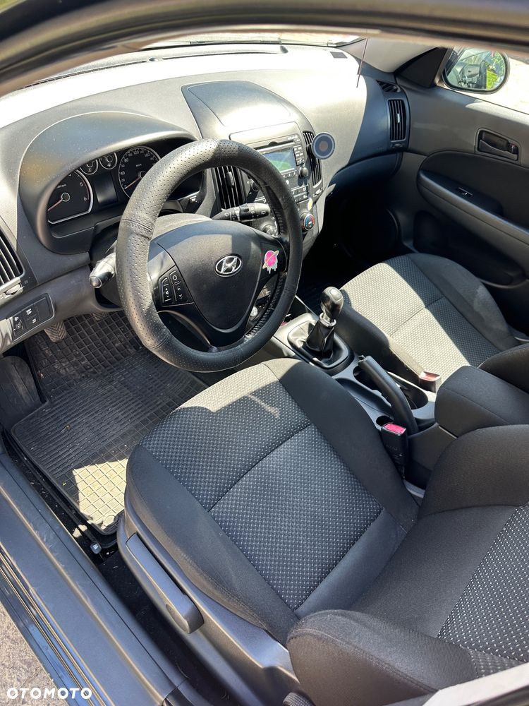 Hyundai i30 1.6 CRDi Blue Classic - 9