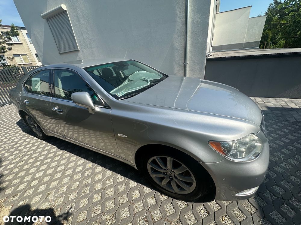 Lexus LS 460 Elegance - 1