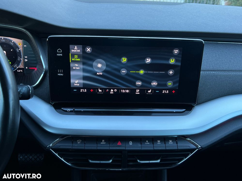 Skoda Octavia Combi 2.0 TDI DSG First Edition - 21