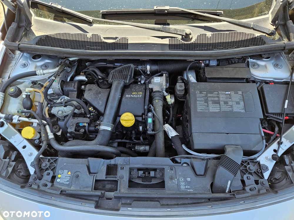 Renault Fluence dCi 110 FAP EDC Sportway - 40