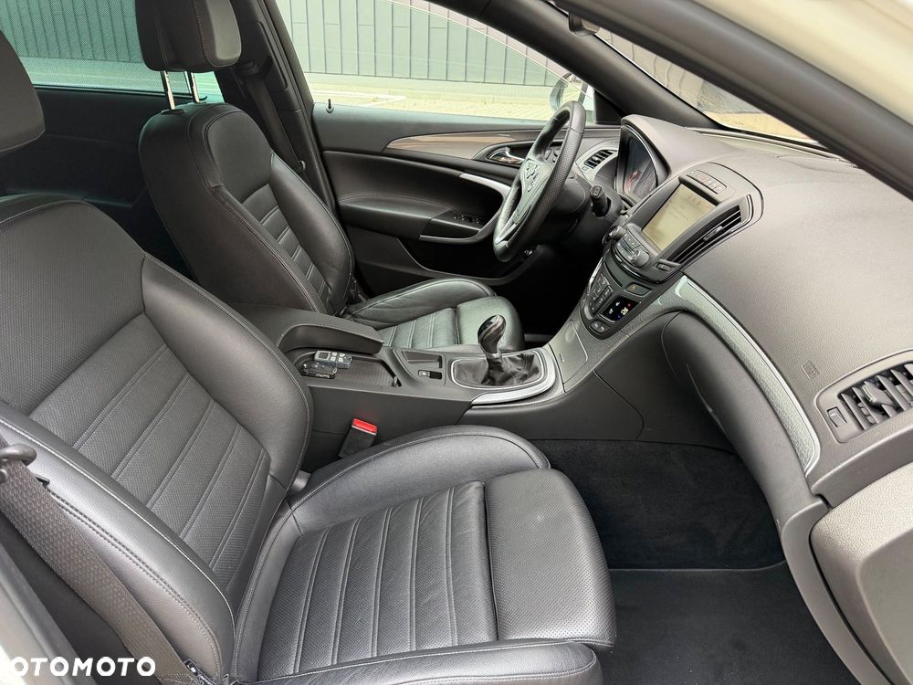 Opel Insignia 2.0 CDTI 4x4 ecoFLEX Start/Stop Sport - 24
