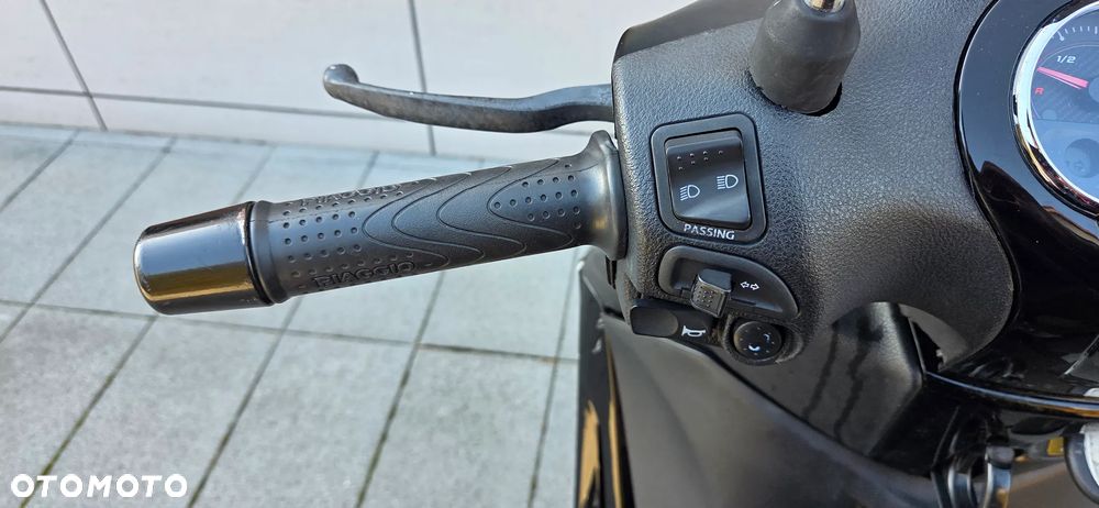 Piaggio Beverly - 10