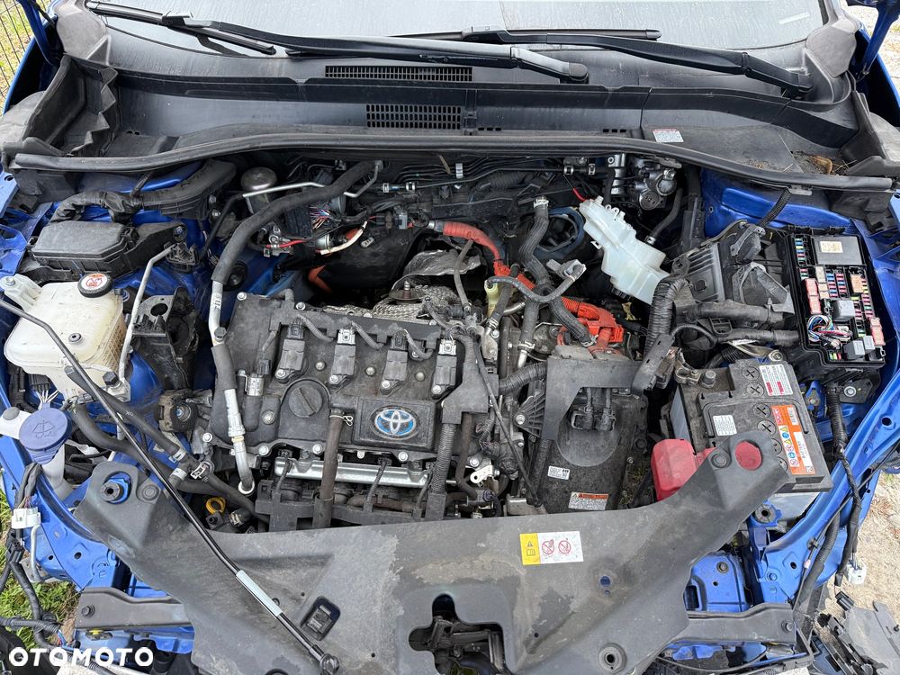 Toyota C-HR Hybrid Style Selection - 7