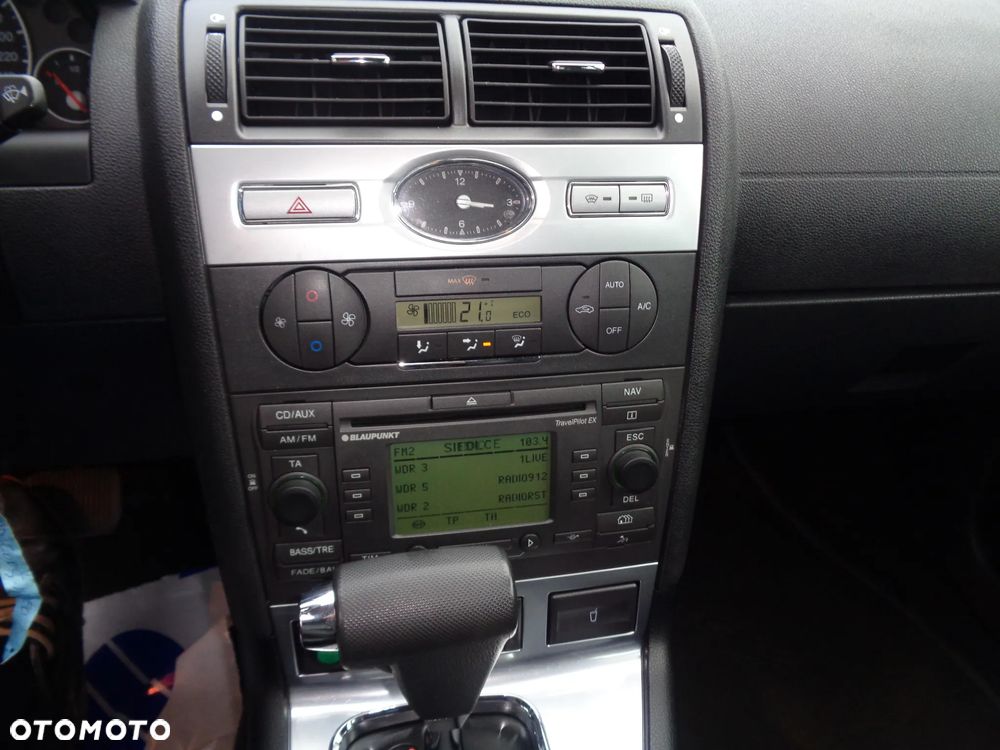 Ford Mondeo 2.0 Ghia Executive - 15