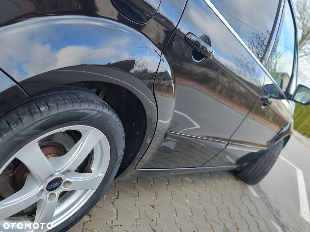 Ford S-Max 2.0 TDCi DPF Titanium - 12