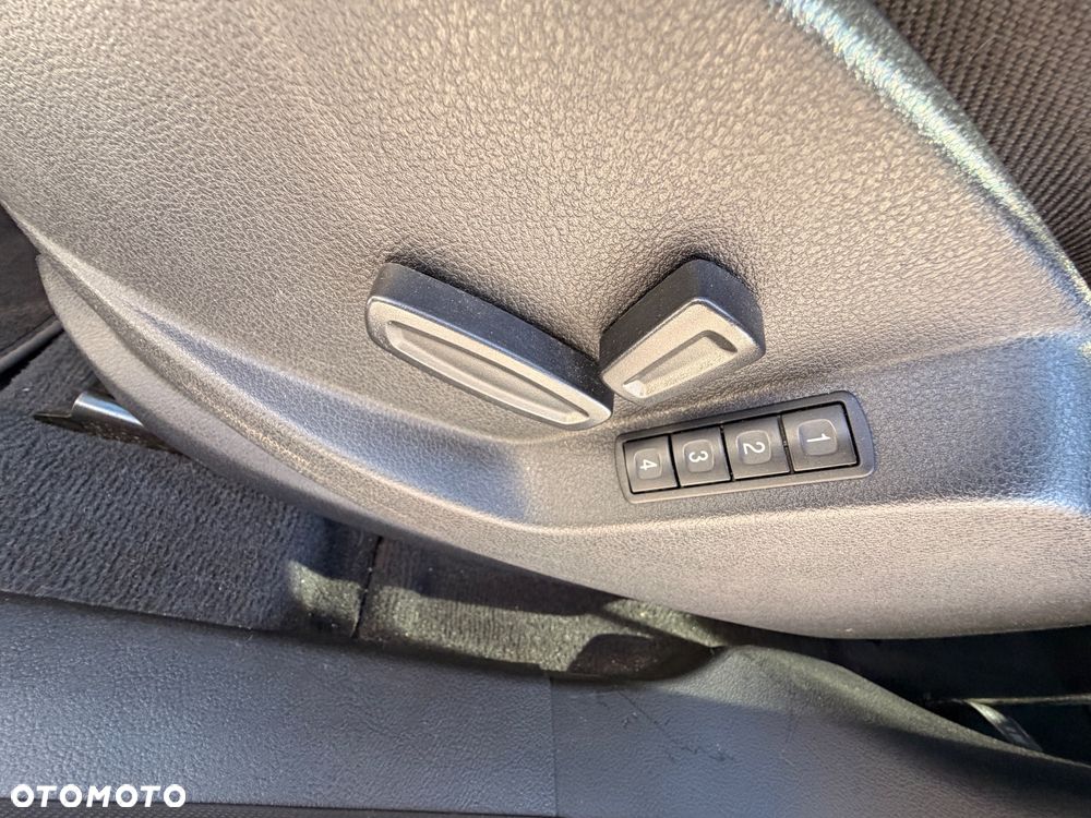 Ford S-Max 2.0 TDCi DPF Platinium X - 20