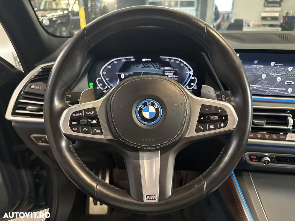 BMW X5 xDrive45e - 17