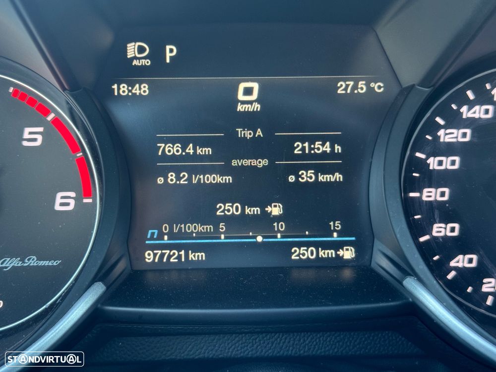 Alfa Romeo Giulia 2.2 D Sprint AT8 - 7