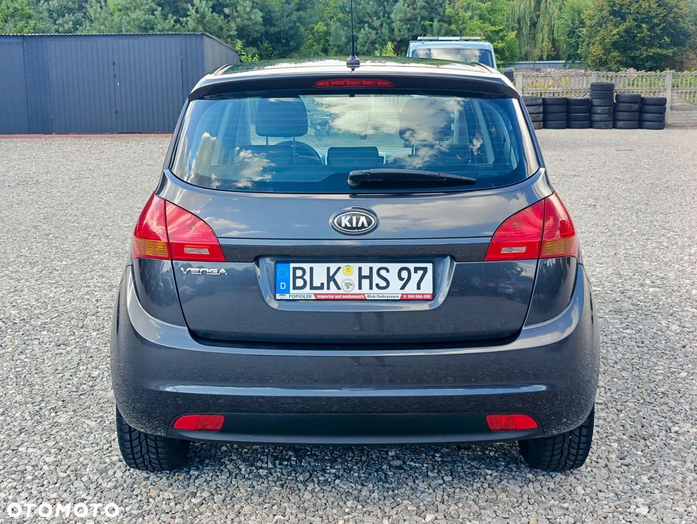 Kia Venga 1.4 CVVT Business Line - 11