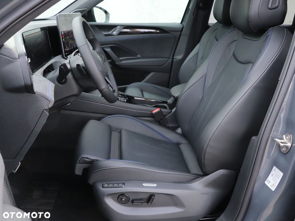 Volkswagen Tiguan - 10