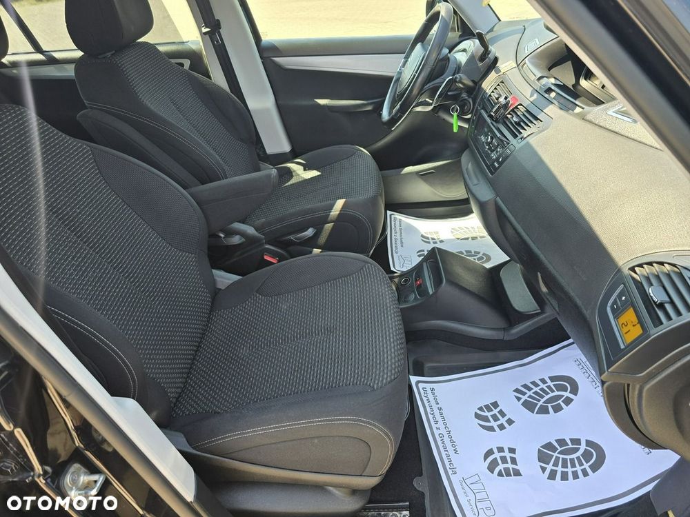 Citroën C4 Grand Picasso - 23