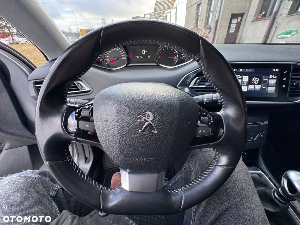 Peugeot 308 PureTech 130 GPF Stop & Start Style - 23