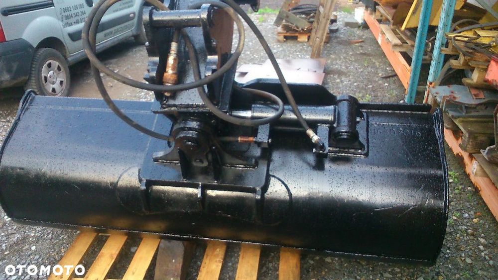 Łyżka skarpowa (skarpówka) hydrauliczna - 11