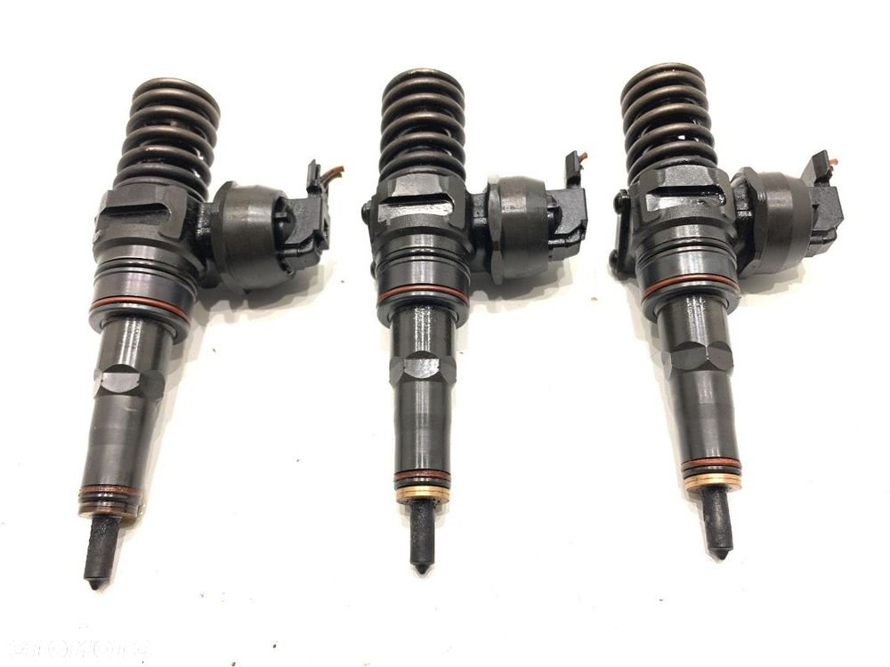 WTRYSKIWACZE KOMPLET  VW POLO (9N_, 9A_) 2001 - 2014 1.4 TDI 55 kW [75 KM] olej napędowy 2001 - - 1