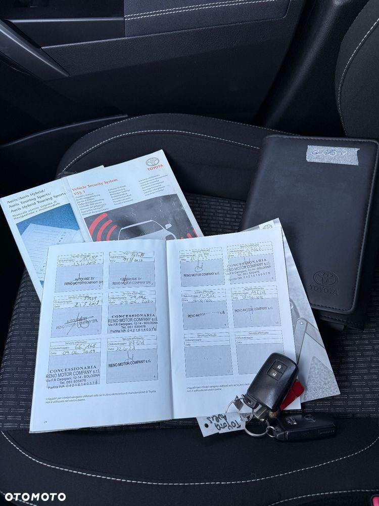 Toyota Auris - 31