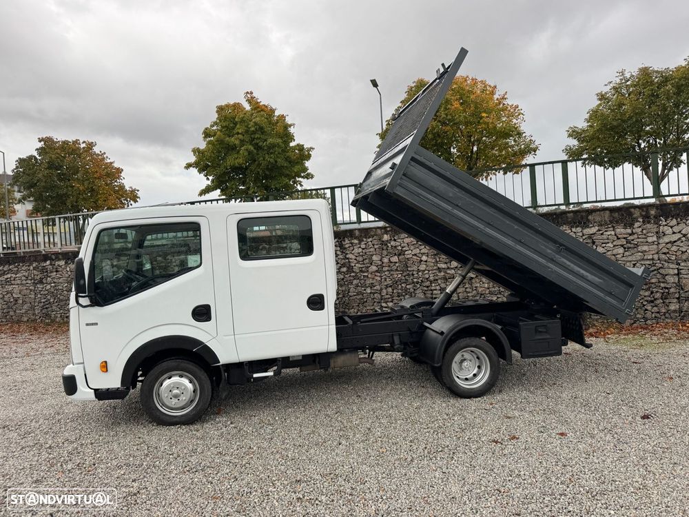 Nissan Cabstar 2.5dCI 130CV 6LUG Basculante 115.000 Kms - 4
