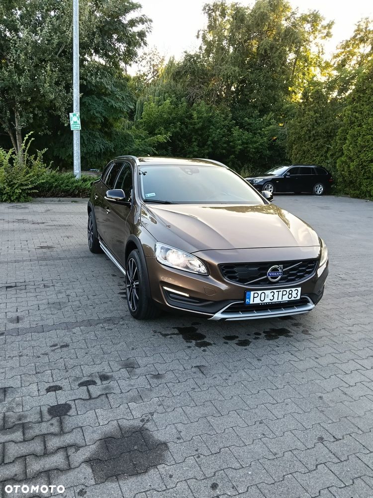 Volvo V60 Cross Country D3 Drive-E Momentum - 6