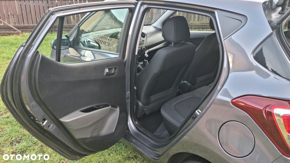 Hyundai i10 - 23