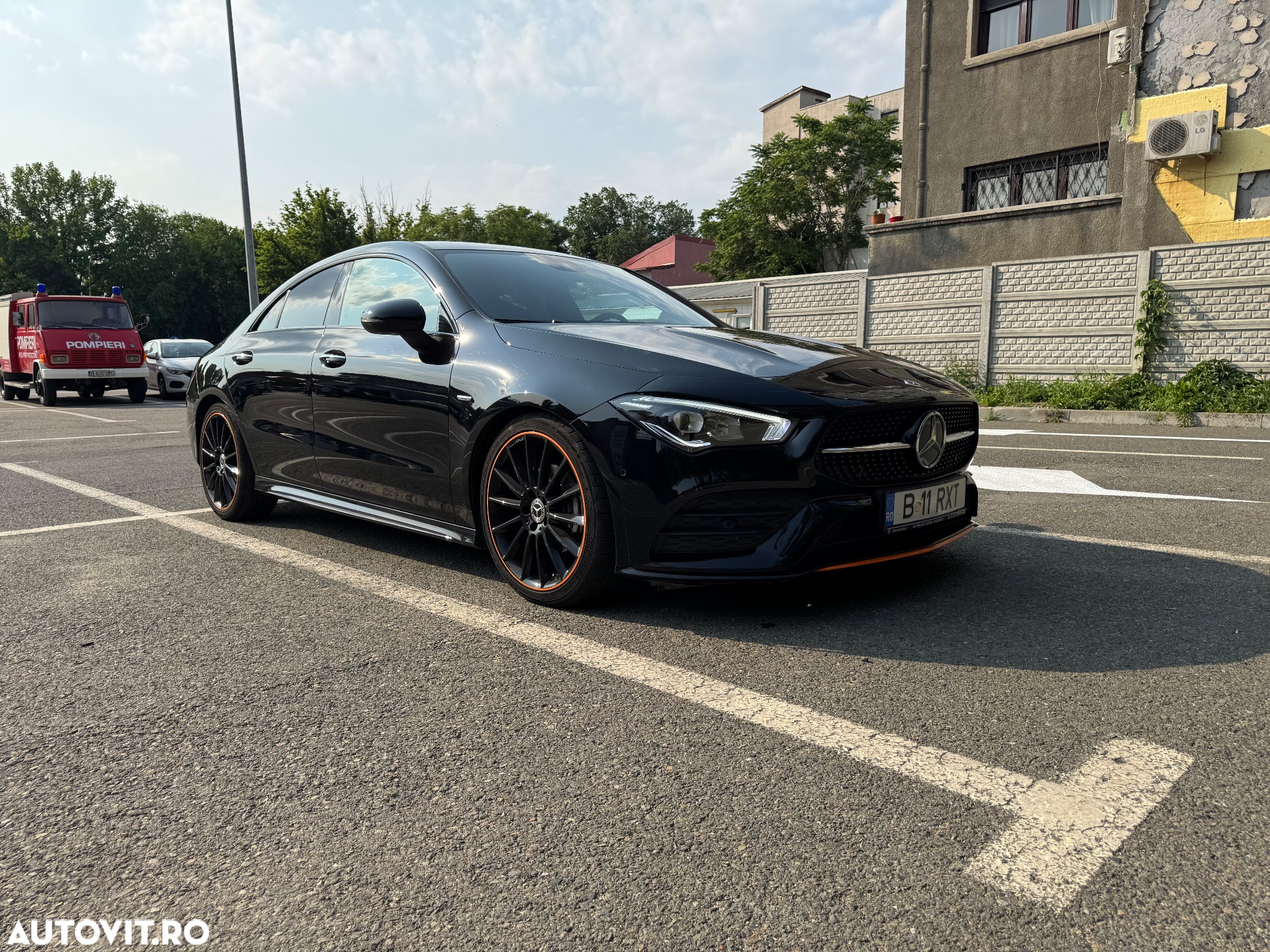 Mercedes-Benz CLA 180 7G-DCT Edition 1 - 3
