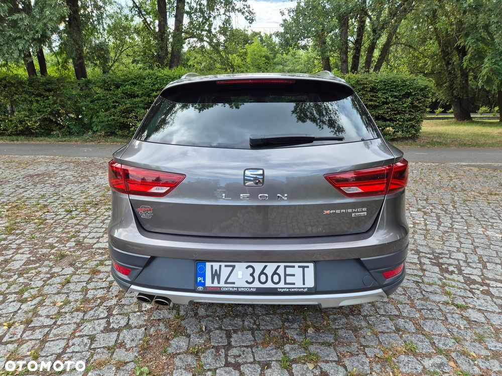 Seat Leon 2.0 TDI DPF Start&Stop DSG XCELLENCE - 6