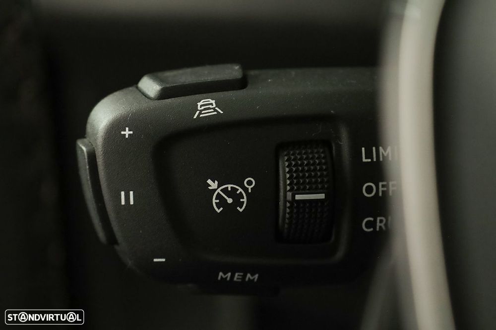 Peugeot 3008 1.2 PureTech GT EAT8 - 17