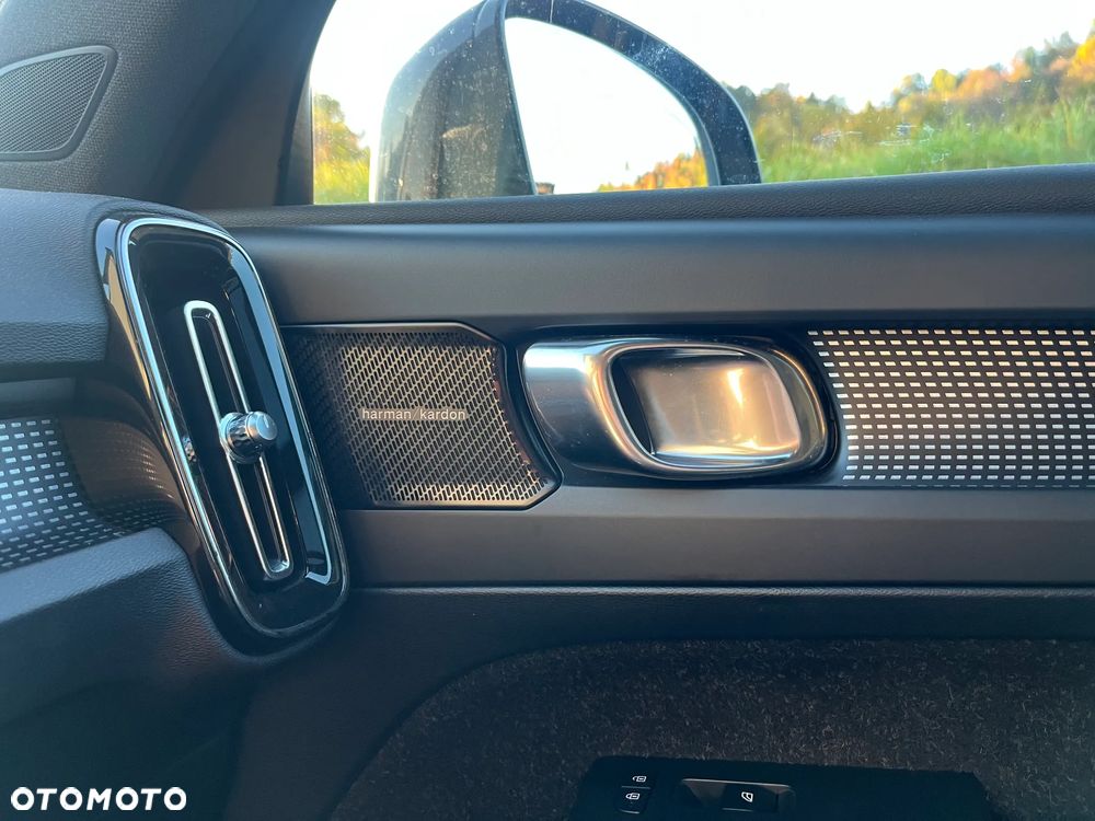 Volvo XC 40 D4 AWD Geartronic R-Design - 6