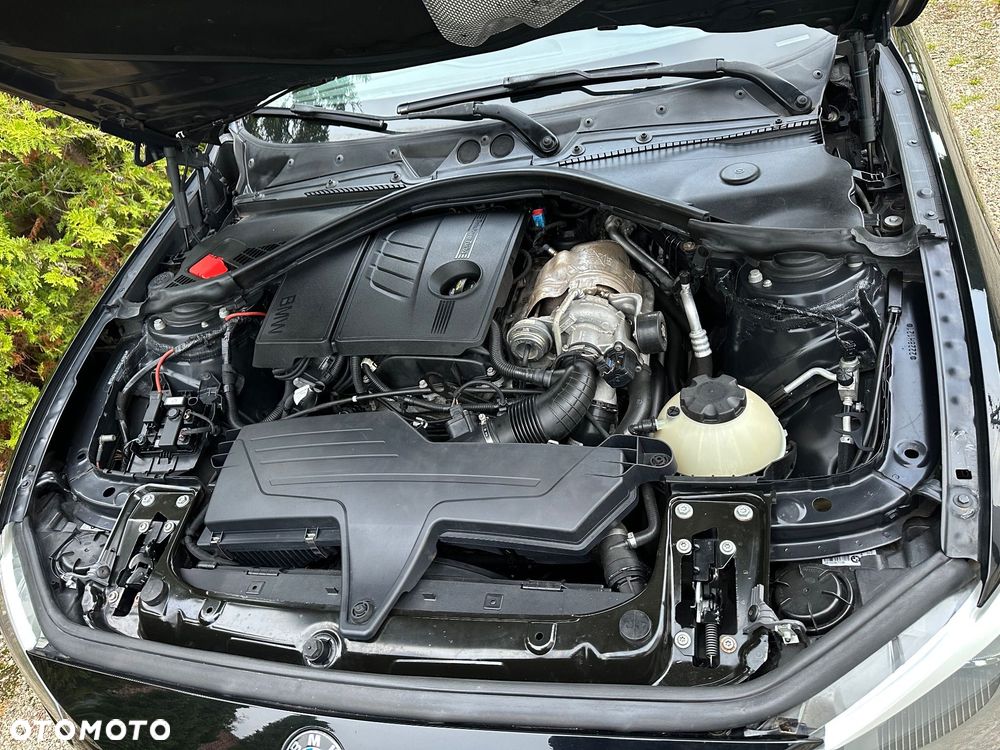 BMW Seria 1 116i - 27