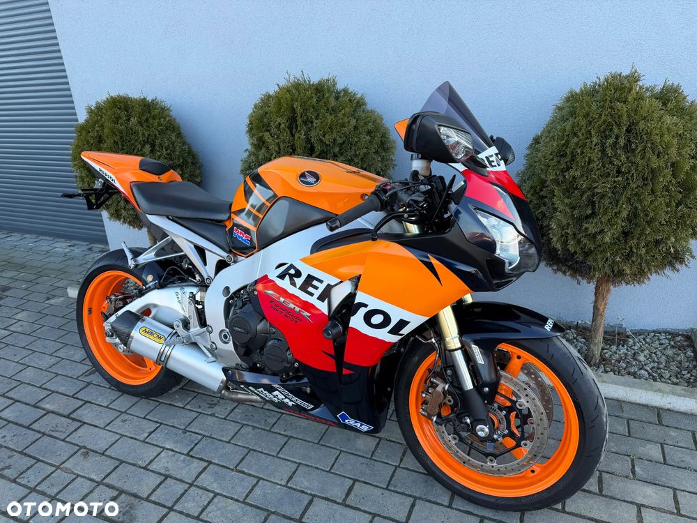Honda CBR - 3