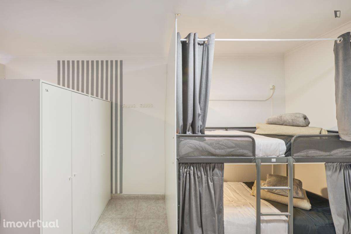 Cama - localizado em Lisbon - Grande imagem: 4/57