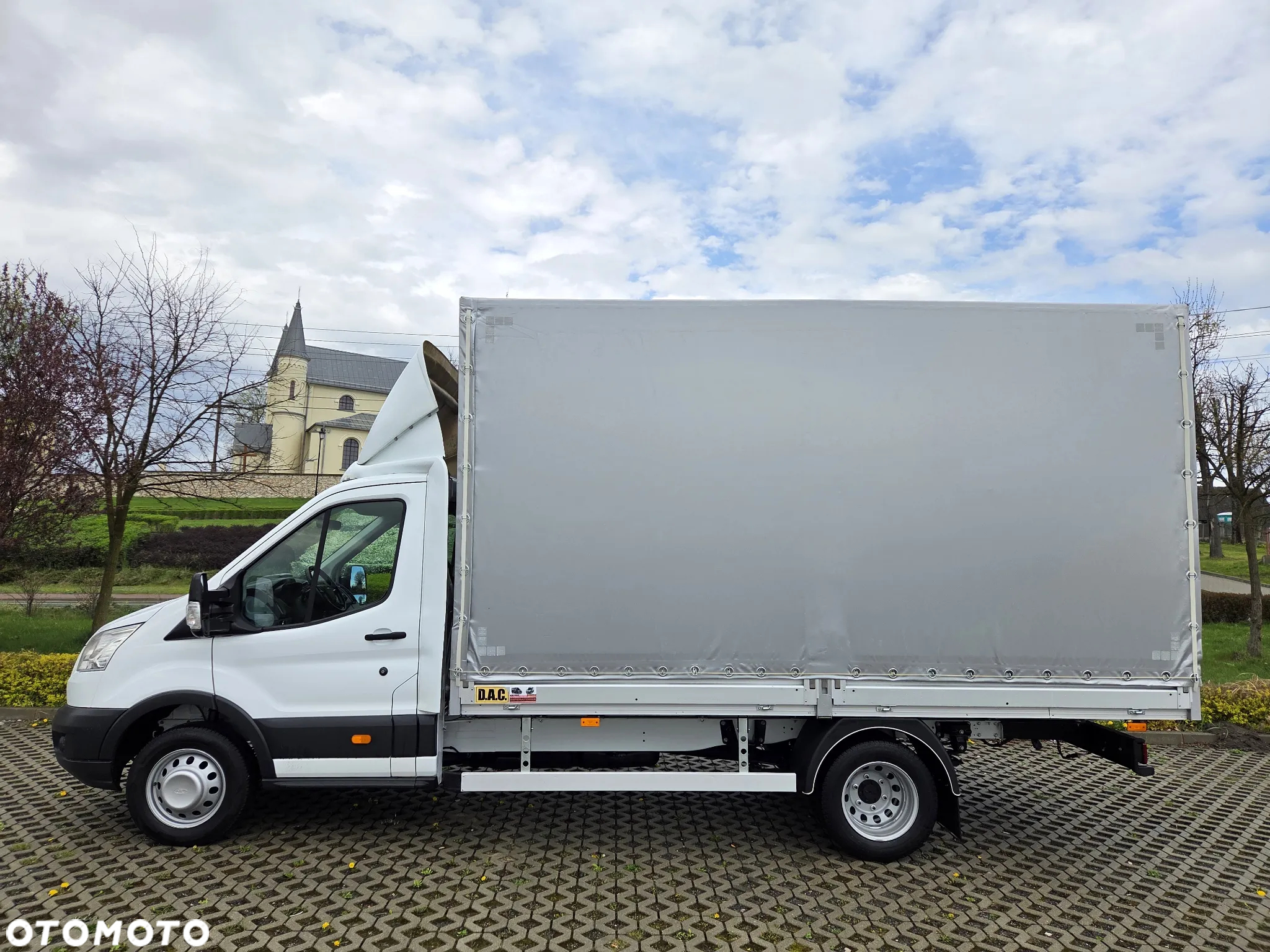 Ford Transit - 11