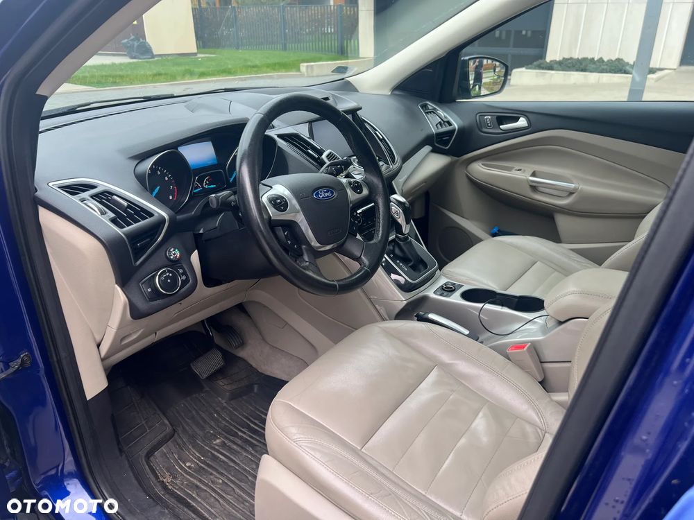 Ford Escape 2.0 EcoBoost AWD Titanium - 7