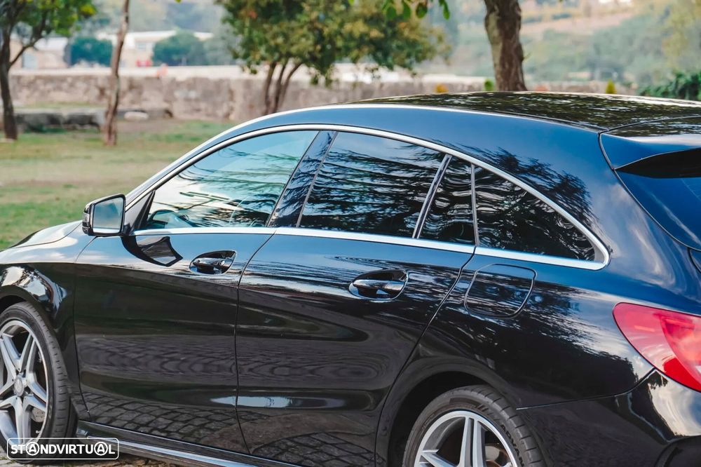 Mercedes-Benz CLA 200 - 35