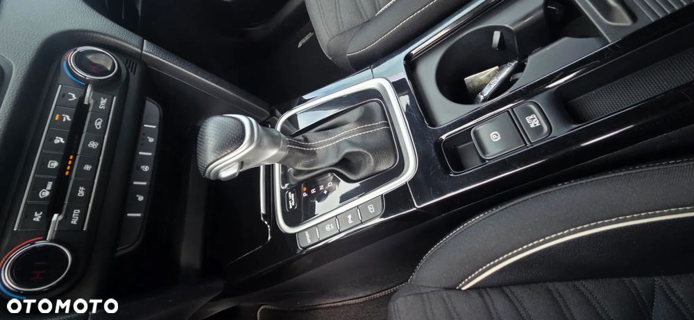Kia ProCeed 1.5 T-GDI DCT7 OPF GT LINE - 32