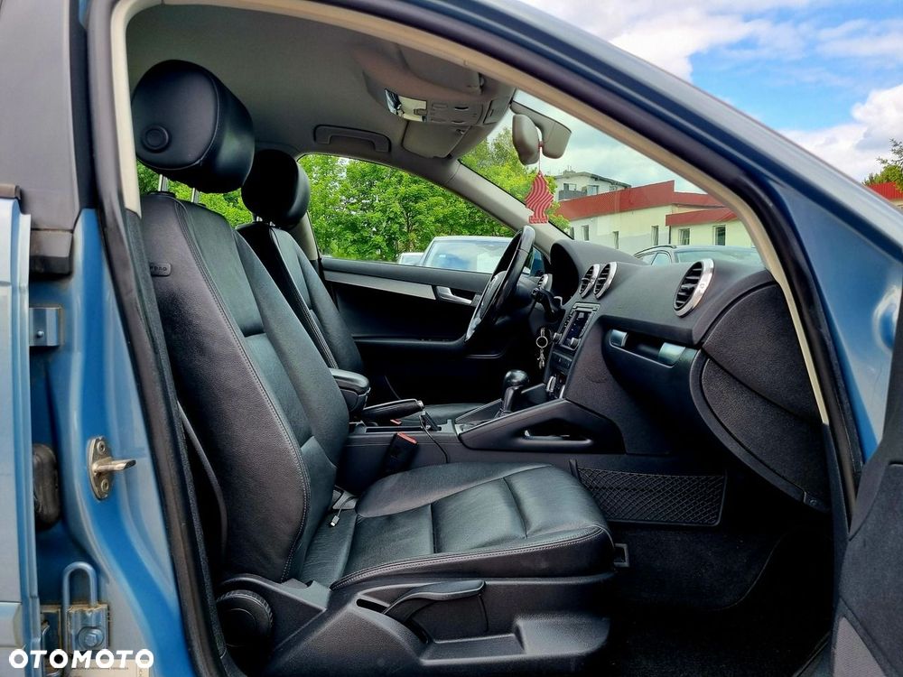 Audi A3 Sportback 2.0 TDI Attraction S tronic - 11