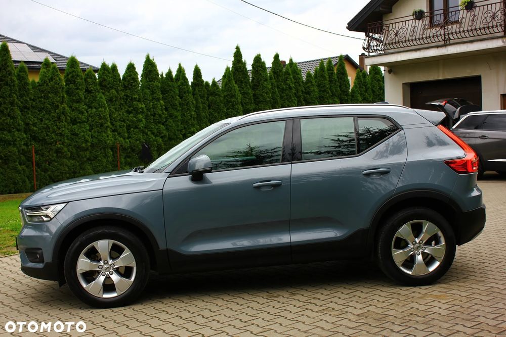 Volvo XC 40 T3 Momentum Pro - 19
