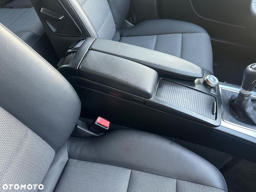 Mercedes-Benz Klasa C - 21
